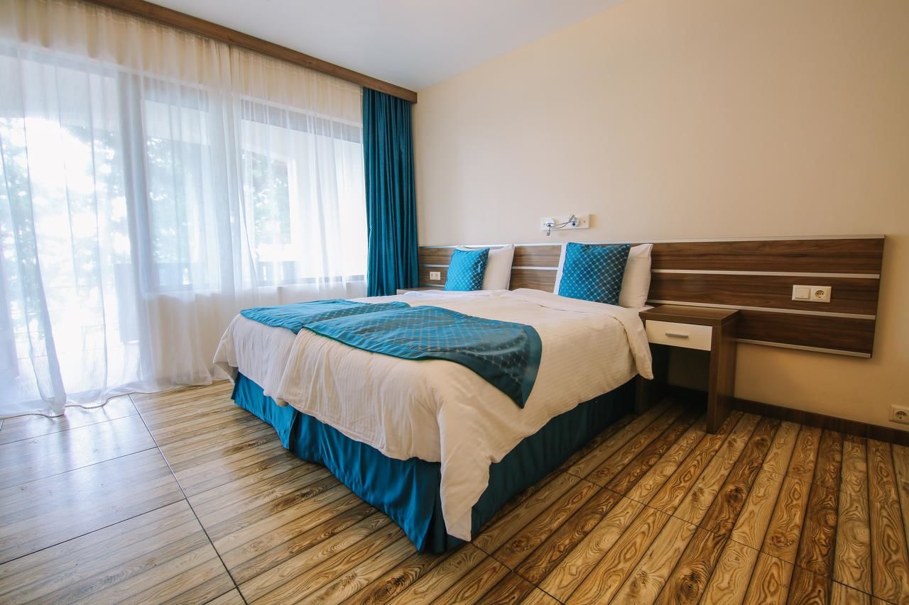 Отель Campus Alba at Hotel Castello Mare Цихисдзири